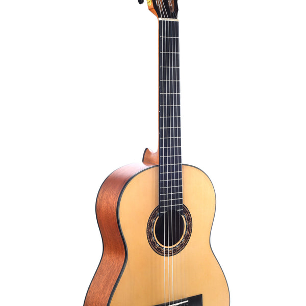 Classical Guitar - 4/4 Size VC304 Natural satin/matt